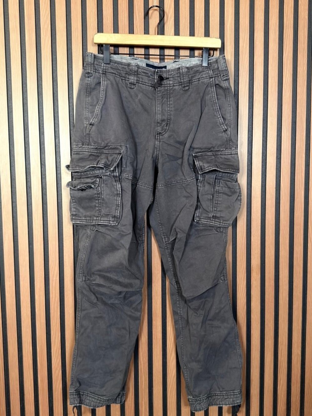 Abercrombie & Fitch Cargo Pants 31 x 32 Mens 100% Rigid Cotton Flaps